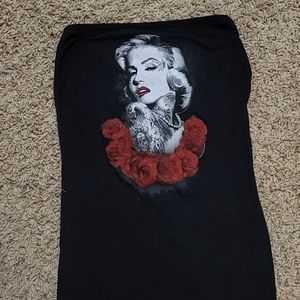 Marilyn Monroe tube top